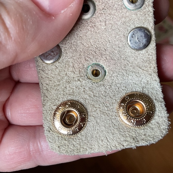 Designer Genuine Leather Stud/Rhinestone Tan silver metal Unisex Bracelet - Picture 11 of 13